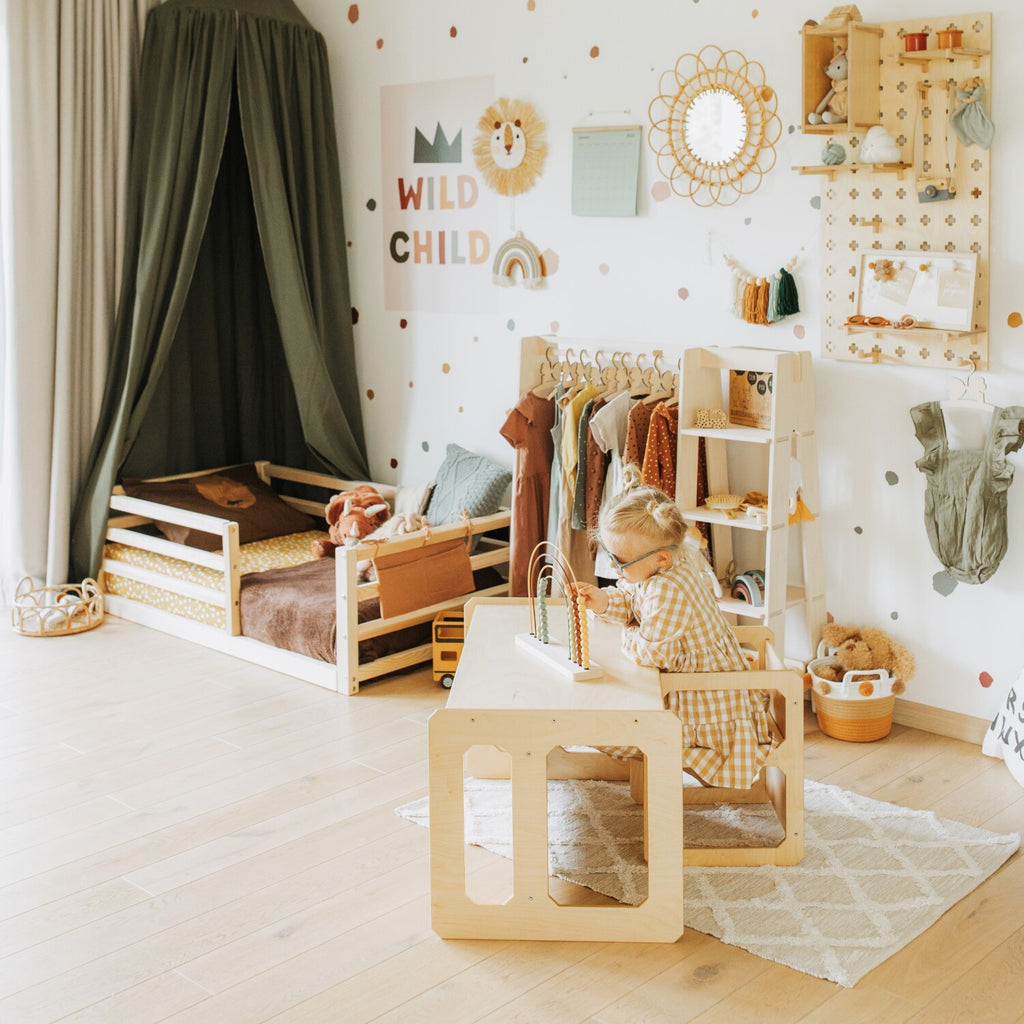 Stolik do jedzenia i krzesełko Montessori House Bed – widok 11