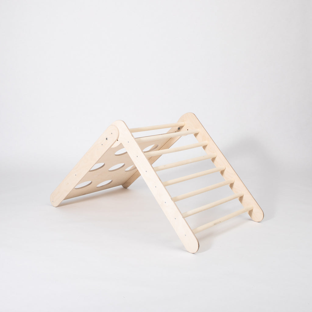 Triangle de Pikler 2 en 1 Montessori House Bed