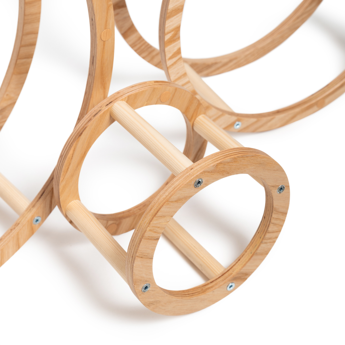 Anneaux Montessori en frêne Ewart Woods – vue 7