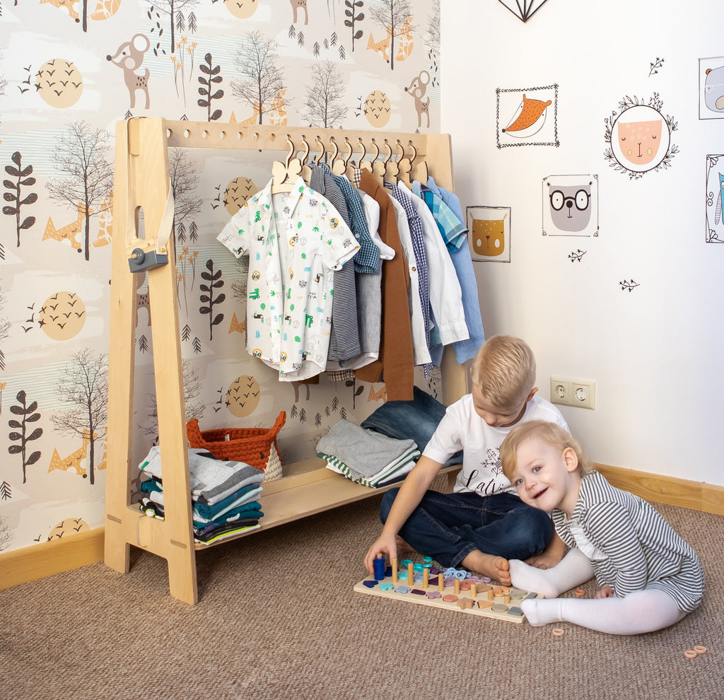 Stojak na ubrania dla dzieci wersja 2 Montessori House Bed – widok 12
