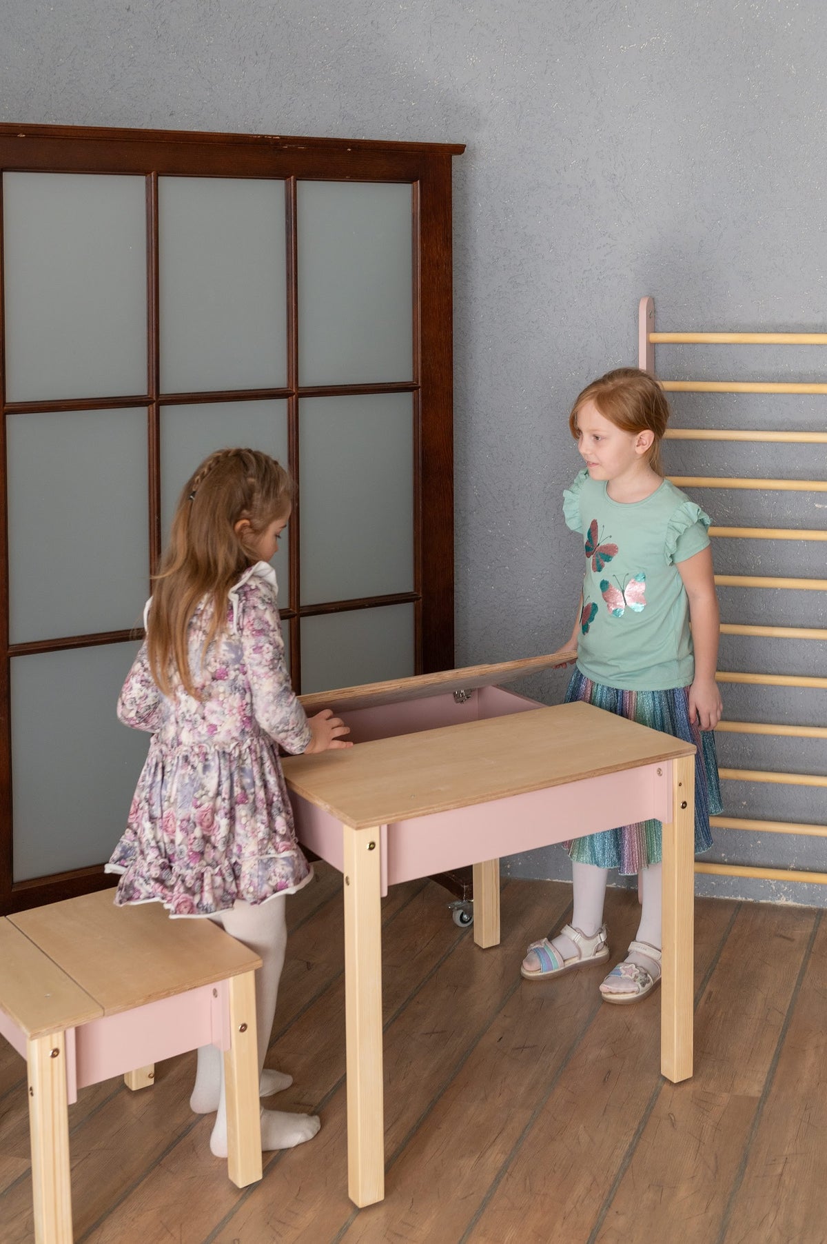Table et chaise enfant Family-scl avec rangements en bouleau