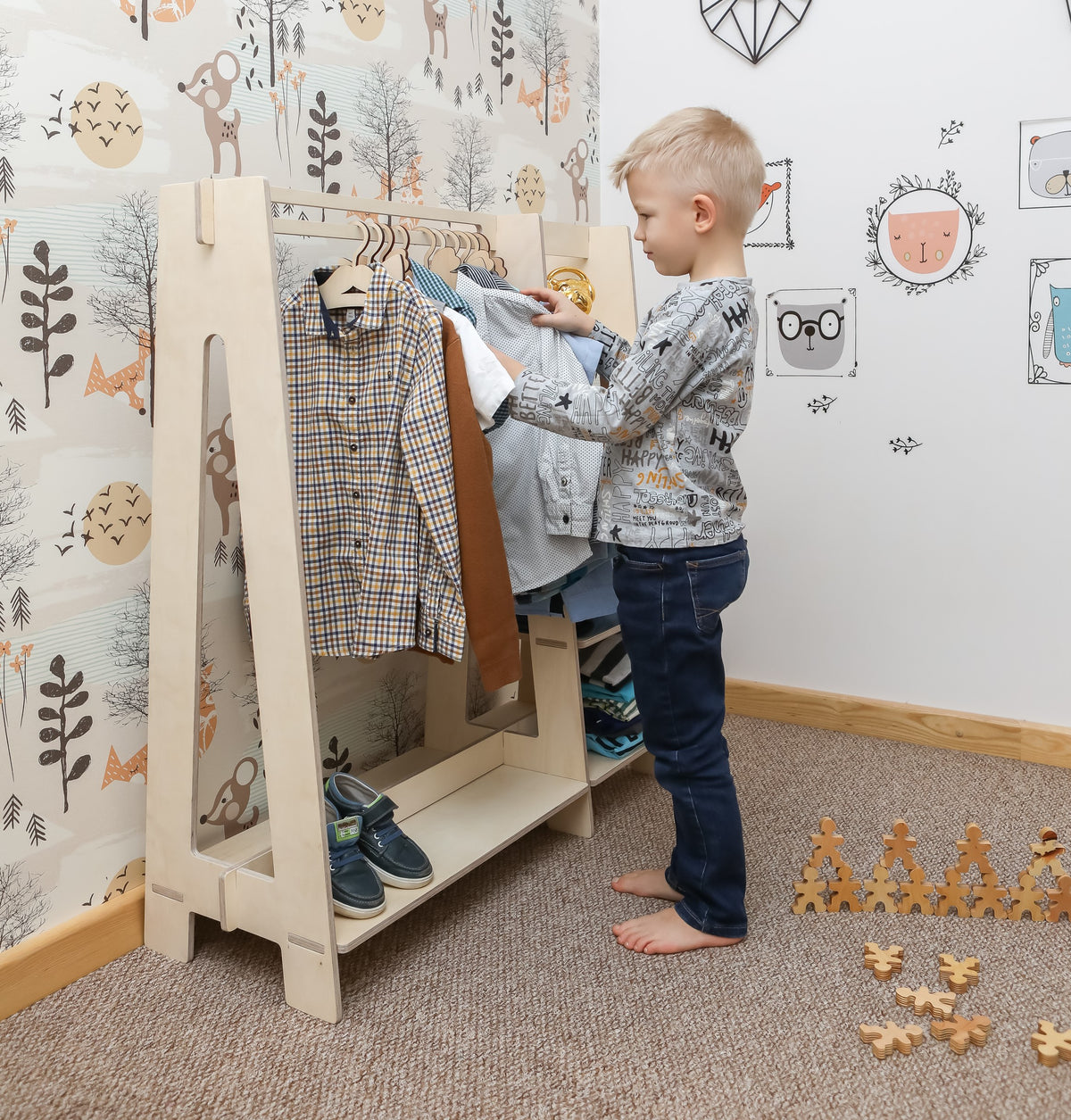 Appendiabiti per bambini con ripiani Montessori House Bed – vista 9