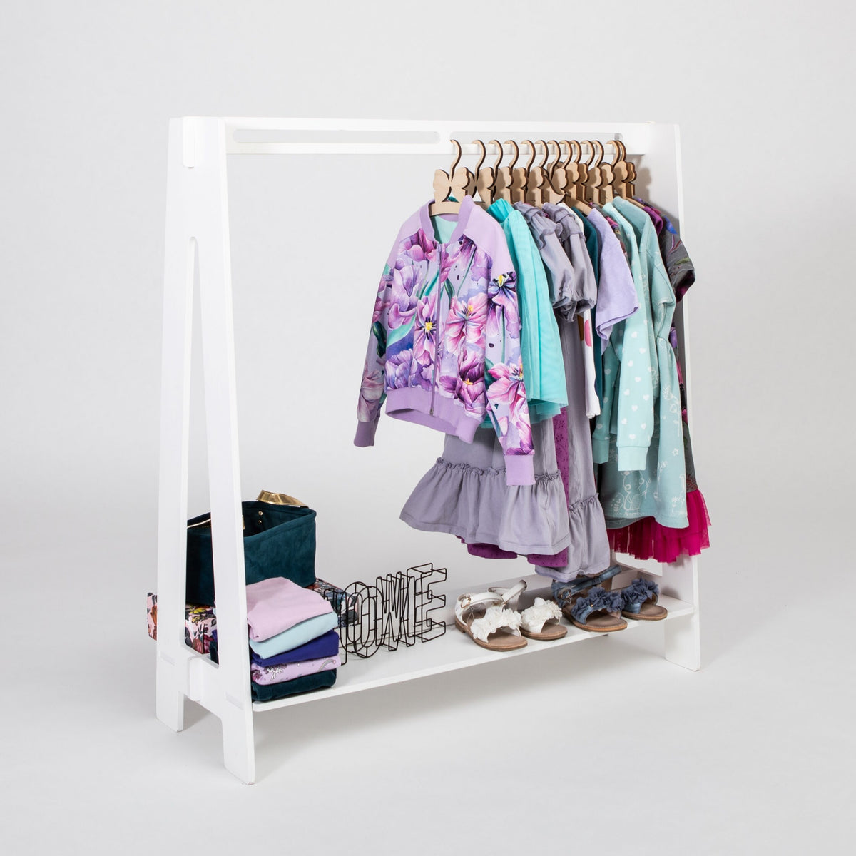 Kinder-Kleiderständer Version 1 Montessori House Bed – Ansicht 5
