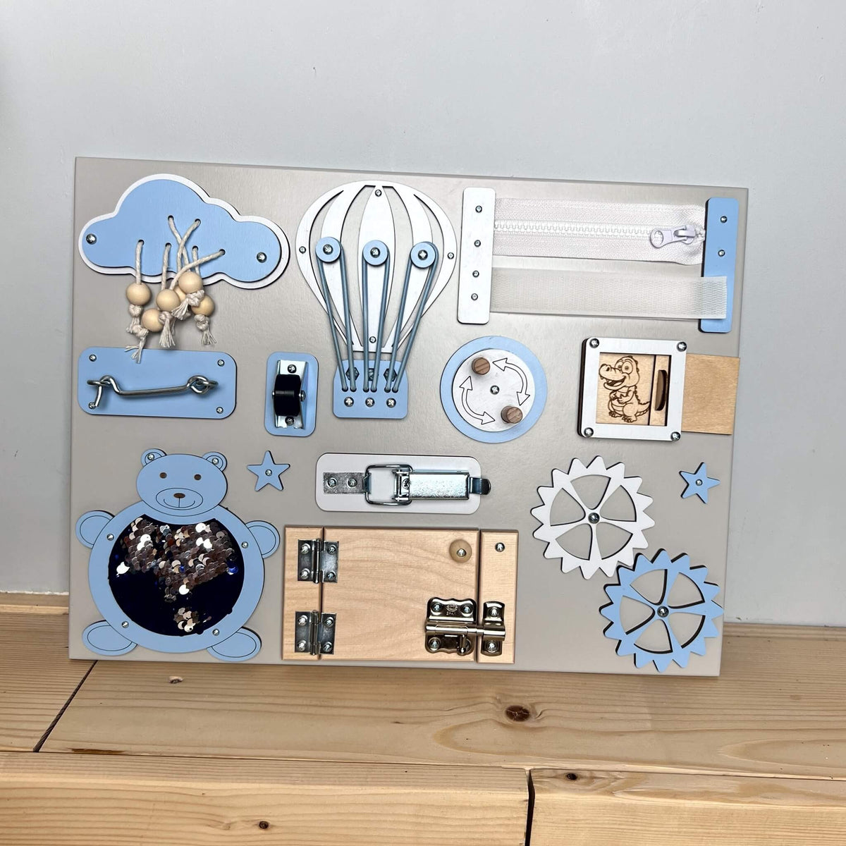 Kleines Motorikbrett mit Türen 30×40 cm BusyBunnyToys – Ansicht 3