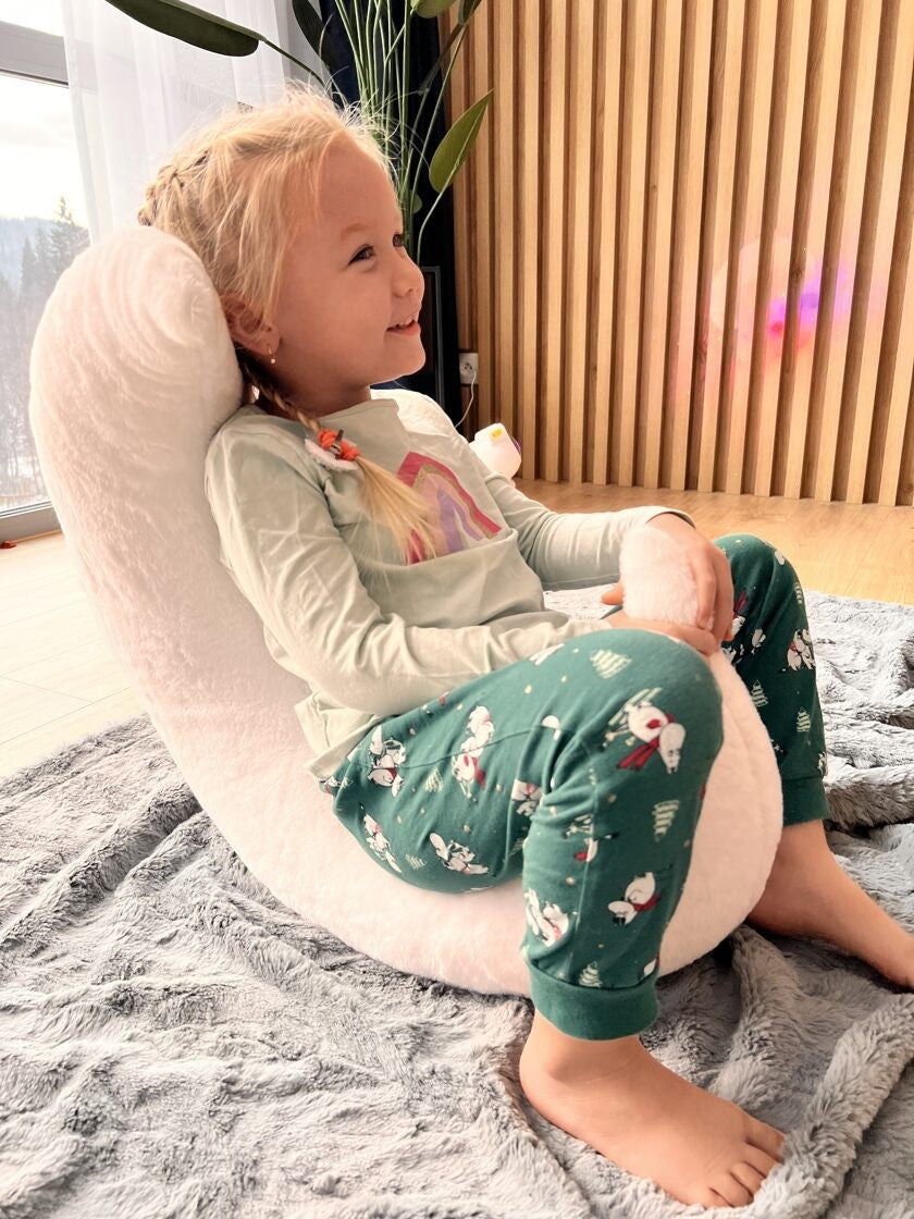 Coussin lune géant en fausse fourrure Kai aš mažas buvau – vue 3