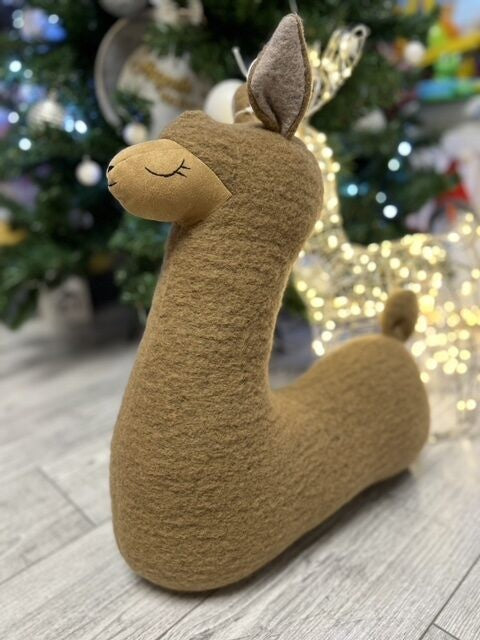 Peluche coussin alpaga en fourrure de lama Kai aš mažas buvau – vue 2
