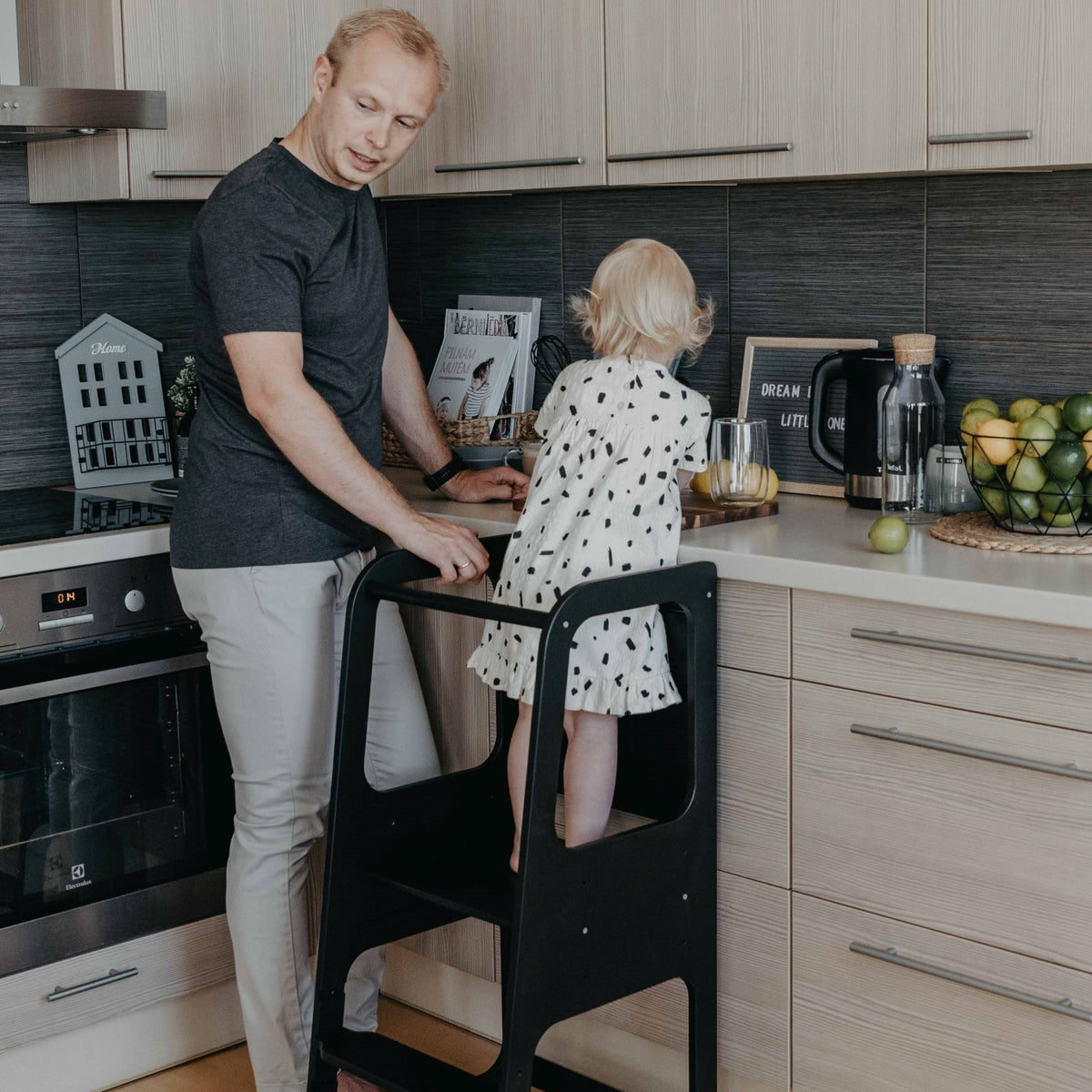 Wieża obserwacyjna z tablicą Montessori House Bed – widok 13