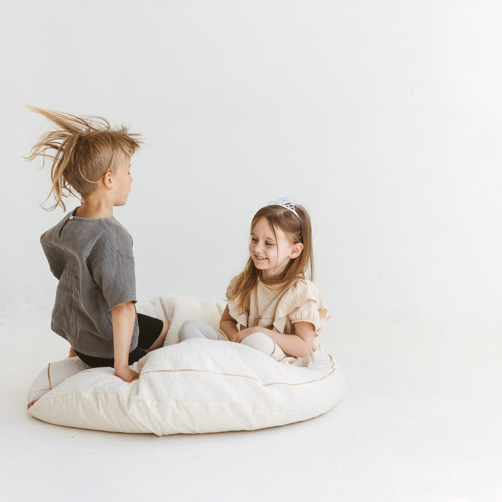 Coussin de sol en bouclette écru Minicamp – vue 3