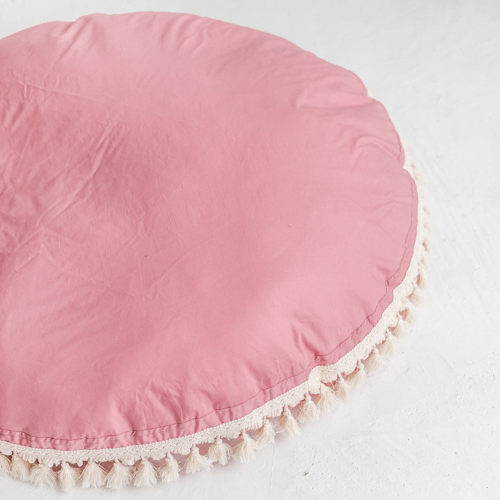 Coussin de sol à glands rose Minicamp – vue 4