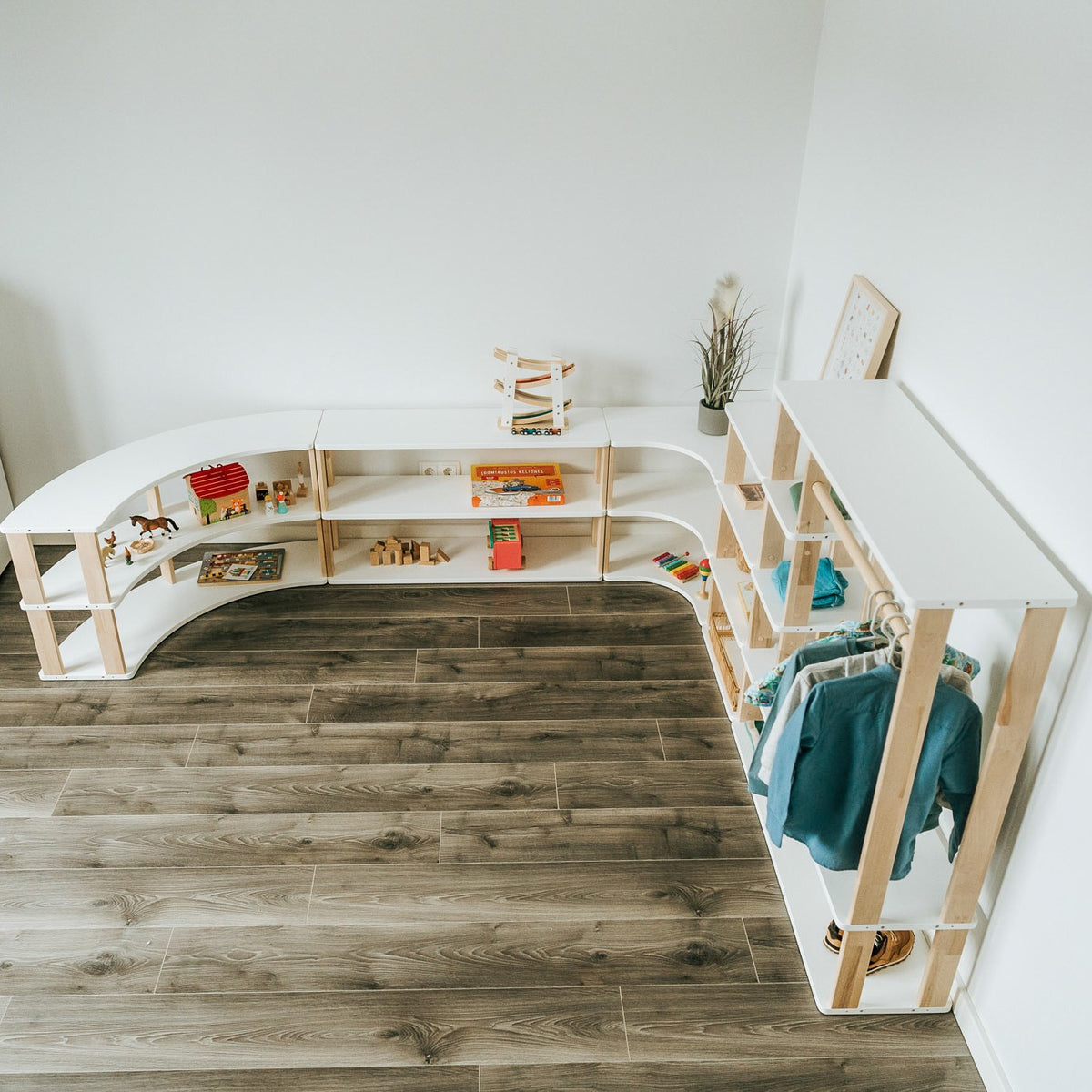 Regał Corner 4 półki One Little Pine – widok 4
