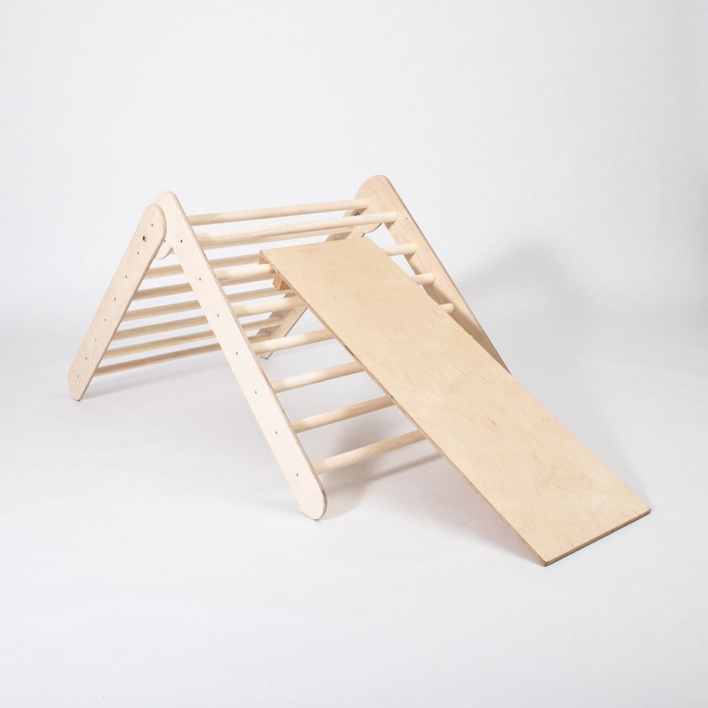 Pikler-driehoek met glijplank Montessori House Bed