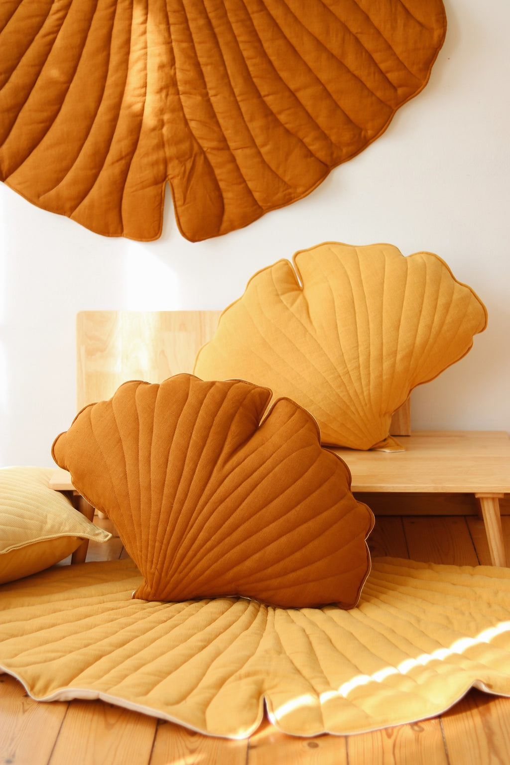 Tappeto foglia di ginkgo caramello moi mili – vista 5