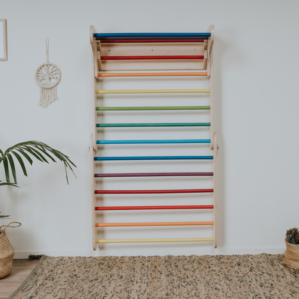 Triangle de Pikler avec espalier arc-en-ciel leg&go – vue 4