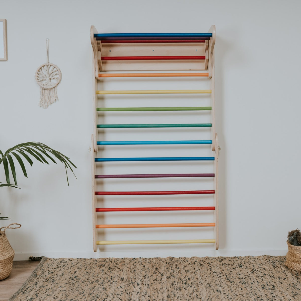 Triangle de Pikler avec espalier arc-en-ciel leg&go – vue 4