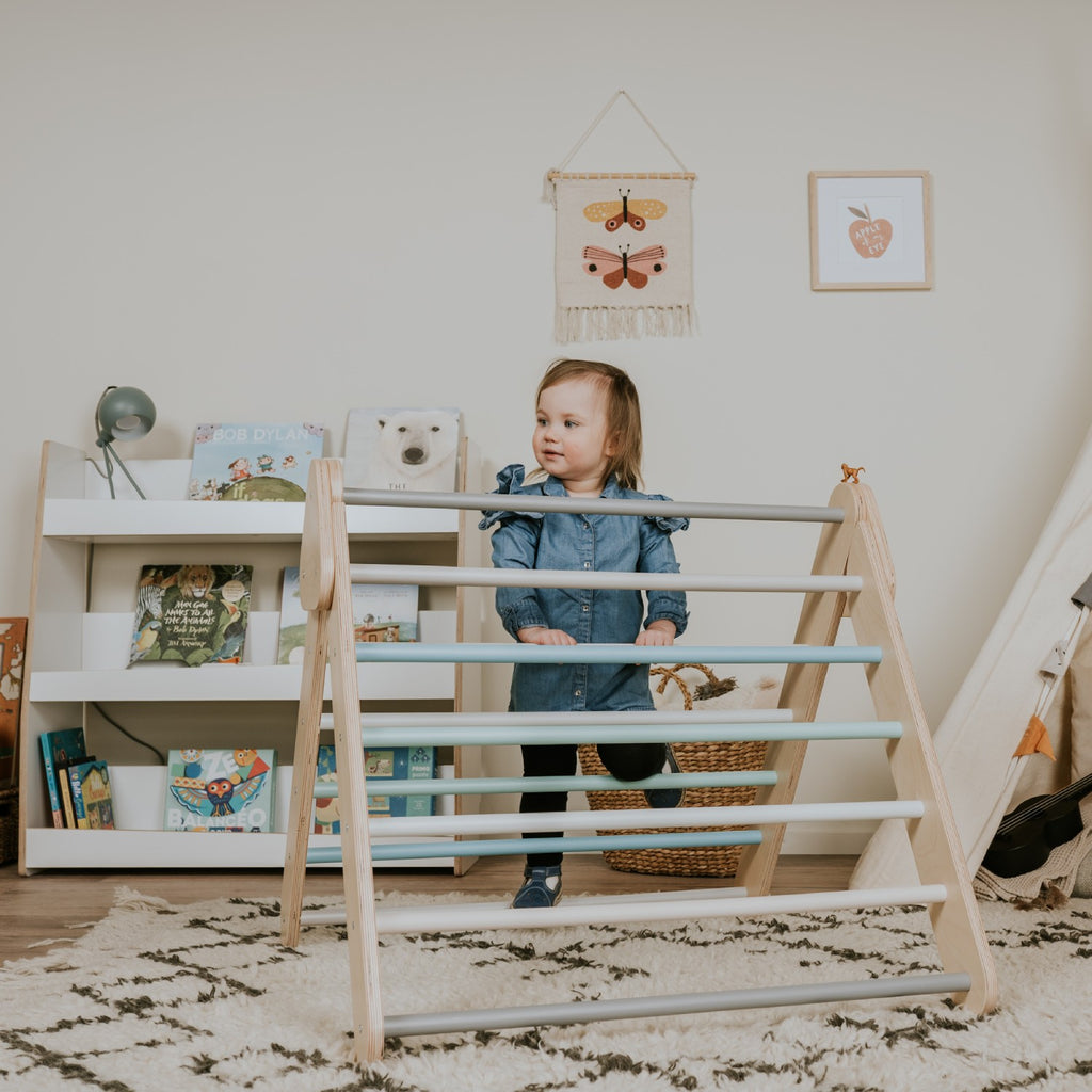Triangle de Pikler en bois pastel leg&go – vue 2