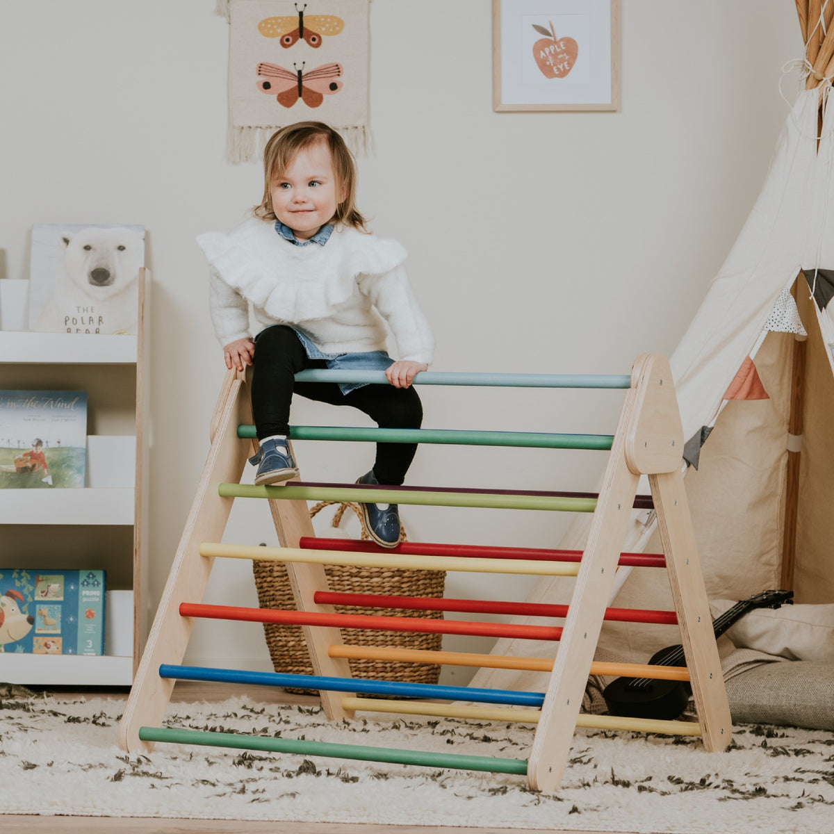 Triangle de Pikler en bois arc-en-ciel leg&go – vue 2
