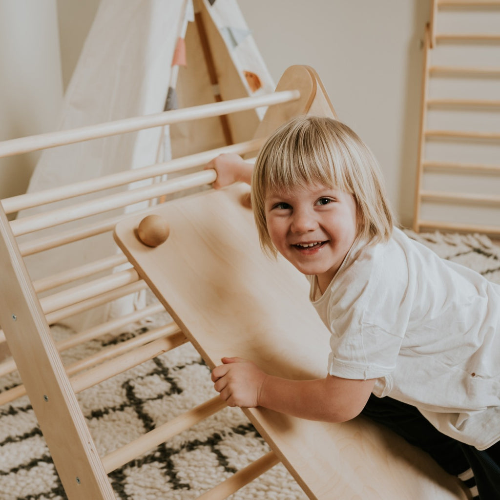 Rampe d'escalade pour triangle de Pikler leg&go – vue 5