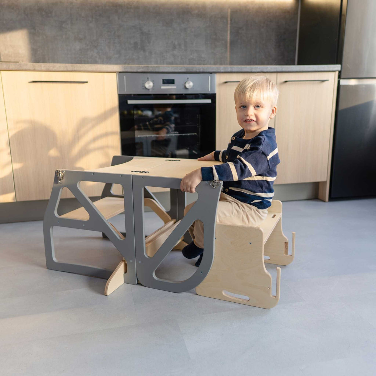 Pomocnik kuchenny Securestep z krzesełkiem leg&go – widok 16