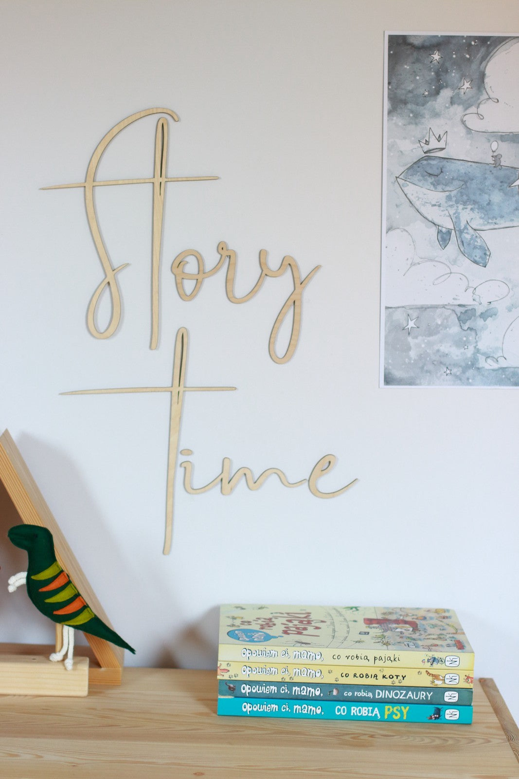 Wandschriftzug Story Time Cut It Now – Ansicht 2